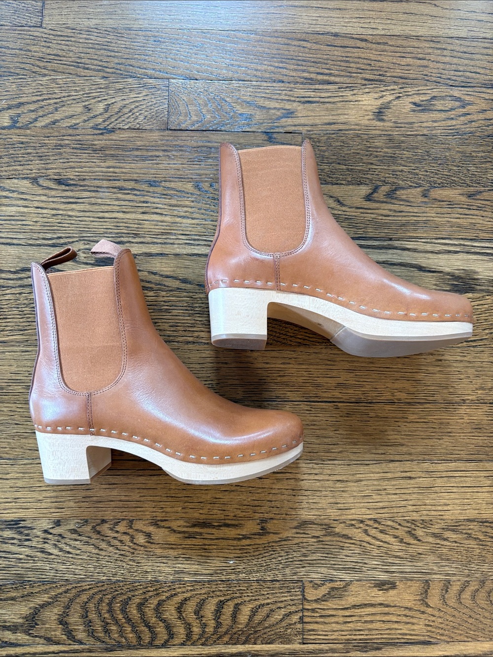 Loeffler Randall NWOB ANABELLE Women's Tan Leather Chelsea Clog Boot, 7